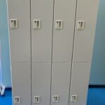 8人用ロッカー